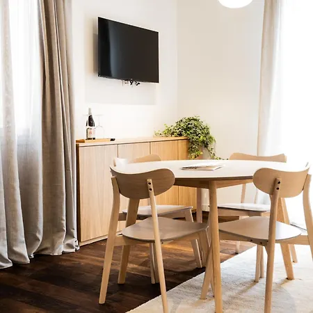 Aparthotel Agave In 3*